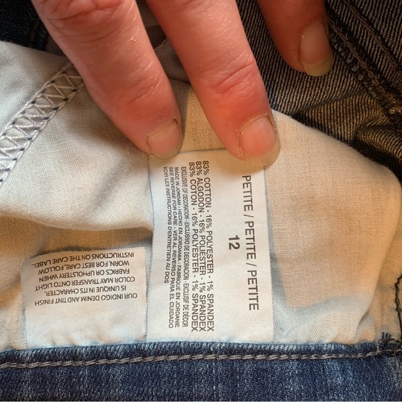 Gloria Vanderbilt All Around Slimming Effect Shorts Size 12p - Picture 2 of 4